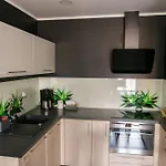 Trzy Szlaki - Gory Na Wyciagniecie Reki, Przy Szlakach Na Sniezke, Wygodnie, Cicho, Spokojnie, Bezplatny Parking